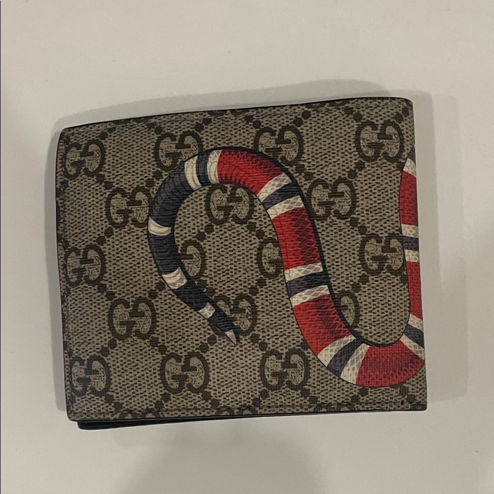 Gucci Tan Wallet Red And Blue Snake Design - Picture 2 of 8